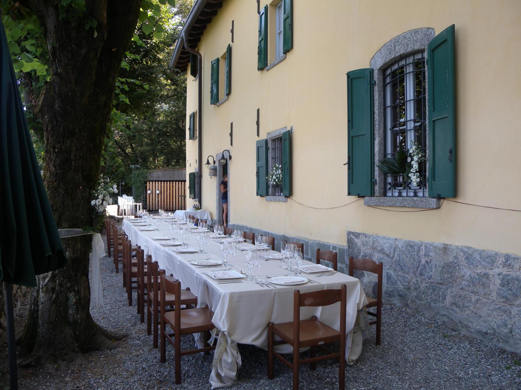 Ristorante Hotel Falchetto Brunate Exterior foto